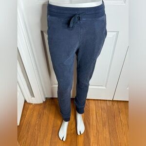 KOTN Women's Essential Sweatpant